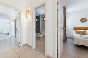 Doccia, bidet, asciugamani
