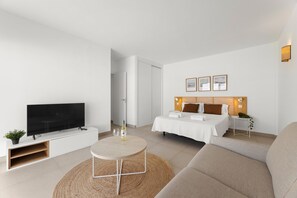 4 bedrooms, iron/ironing board, free WiFi, bed sheets - Villa Los Altos Yaiza 9A by Escape Home (Playa Blanca)