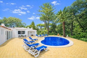 A heated pool - Villa Morocco | Heated Pool | 12 Pax | Balaia (Albufeira)
