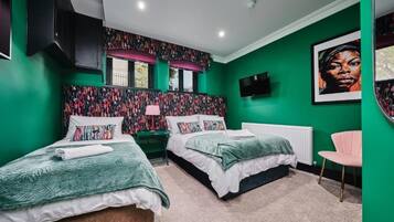 Soundproofing, iron/ironing board, free WiFi