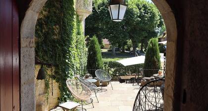 L'AILE Renaissance - 12 people