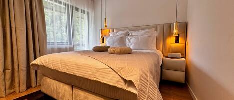 1 bedroom, desk, iron/ironing board, free WiFi