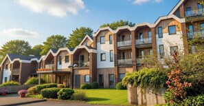 Apartment | Exterior - Couple Stay at Hambachtal Holiday Park (Oberhambach)