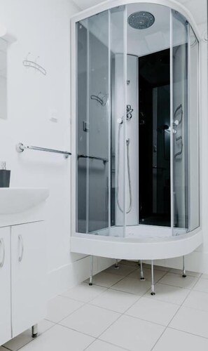 Bathroom - Cozy Suites (Tallinn)