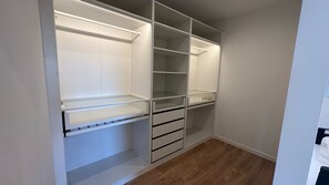 Interior - Renovated former tile factory with swimming pool and view of the Dordogne river (Fronsac)