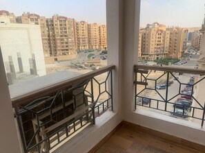Property grounds - شقة ألترا سوبر لوكس بكمبوند البارون المعادى (Cairo Governorate)