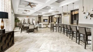 Dining - 25% Off 5BR Resort Pool/Lazy river/Slides/Gym (Davenport)