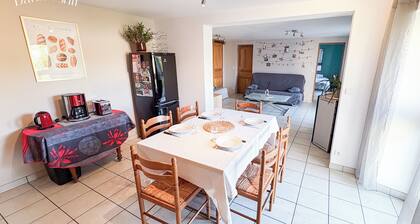 Quiet country & family gîte 20min from Caen