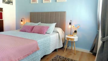 Iron/ironing board, WiFi, bed sheets