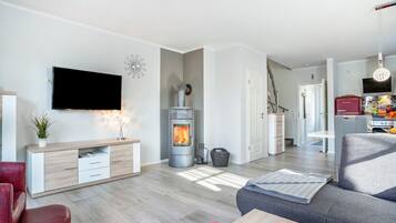 TV, fireplace, DVD player, stereo