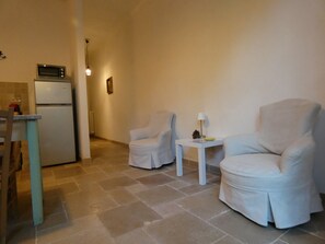 Interior - Portion of ancient country villa in Itria Valley - Apartment "Capasone" (Ceglie Messapica)