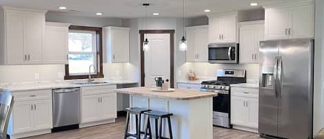 Microwave, oven, stovetop, dishwasher