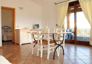 TV - MARINELLA RESIDENCE (Golfo Aranci)