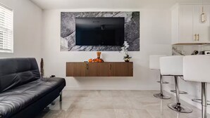 Uklassifisert bilde, 3 av 33, knapp