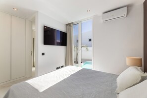 3 makuuhuonetta, tallelokero huoneessa, ilmainen Wi-Fi, vuodevaatteet