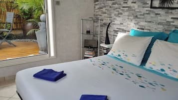 1 bedroom, desk, iron/ironing board, free WiFi