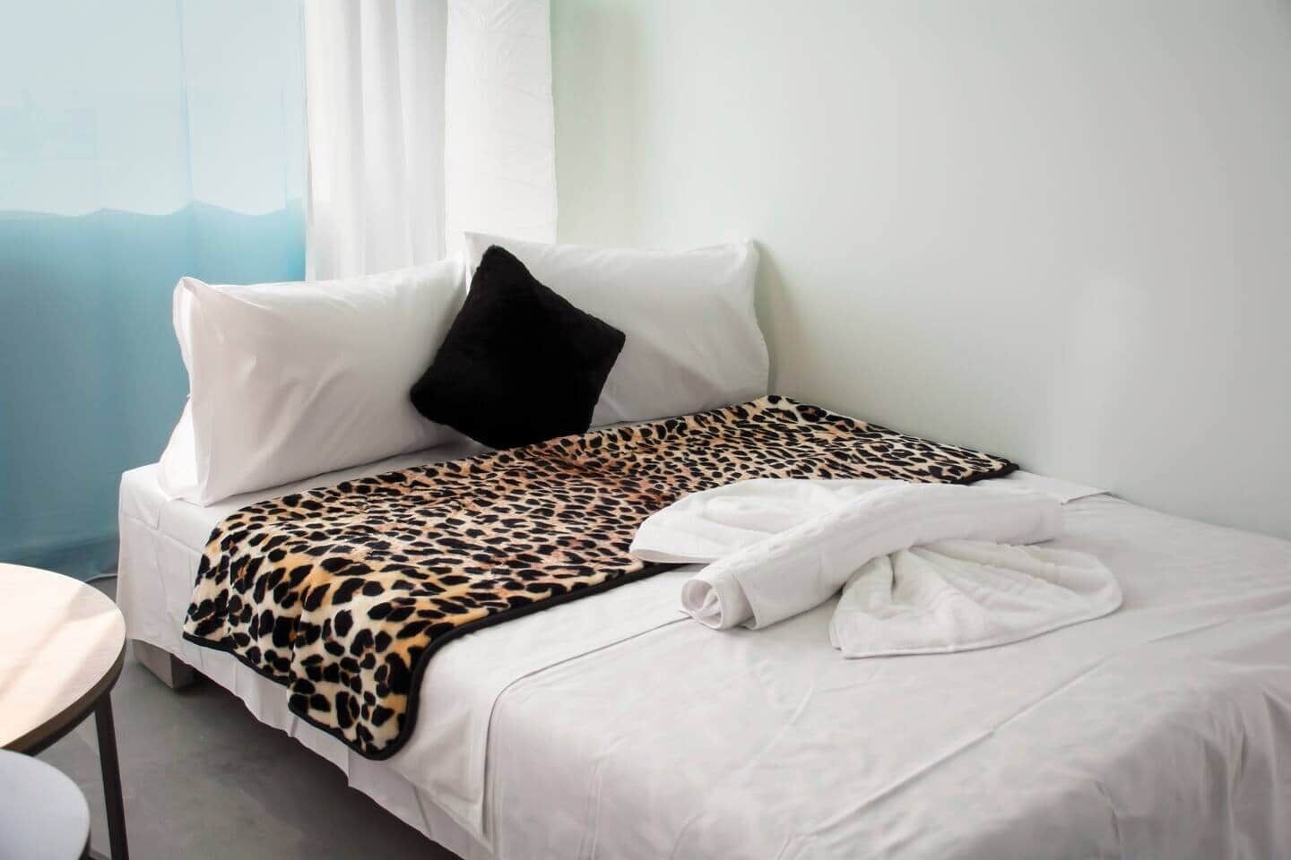 1 bedroom, in-room safe, iron/ironing board, WiFi