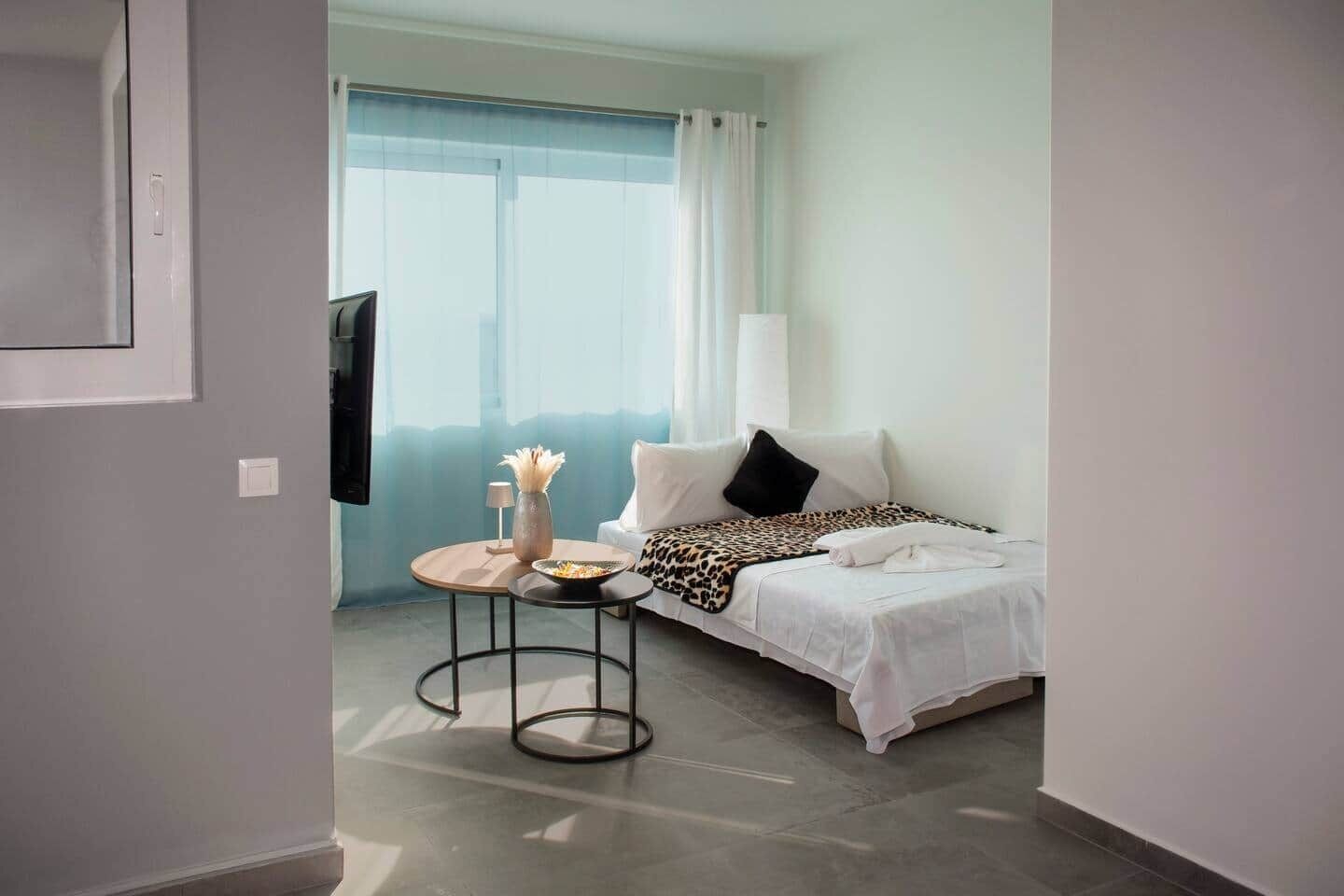 1 bedroom, in-room safe, iron/ironing board, WiFi