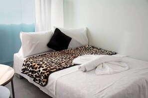 1 habitación y caja de seguridad en la habitación 