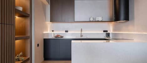 Fridge, oven, stovetop, toaster