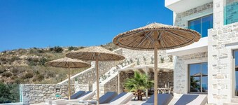 Villa Anemone, pool, sea view, BBQ, luxury, quiet