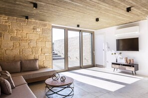 TV, fireplace - VIP Villa Aori mountain view & private heated pool (Chania)
