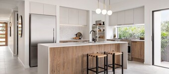 Spacious Home on Holland Ave