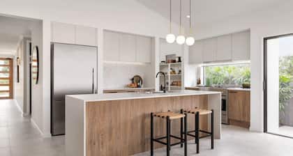 Spacious Home on Holland Ave