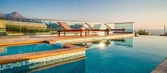 Villa Kore, close to the beach, pool, jacuzzi, BBQ