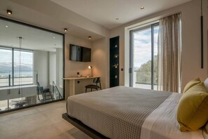 Tallelokero huoneessa, silitysrauta/-lauta, Wi-Fi, vuodevaatteet