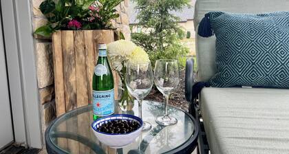 2-bedroom villa in tranquil Provo with refreshing AC