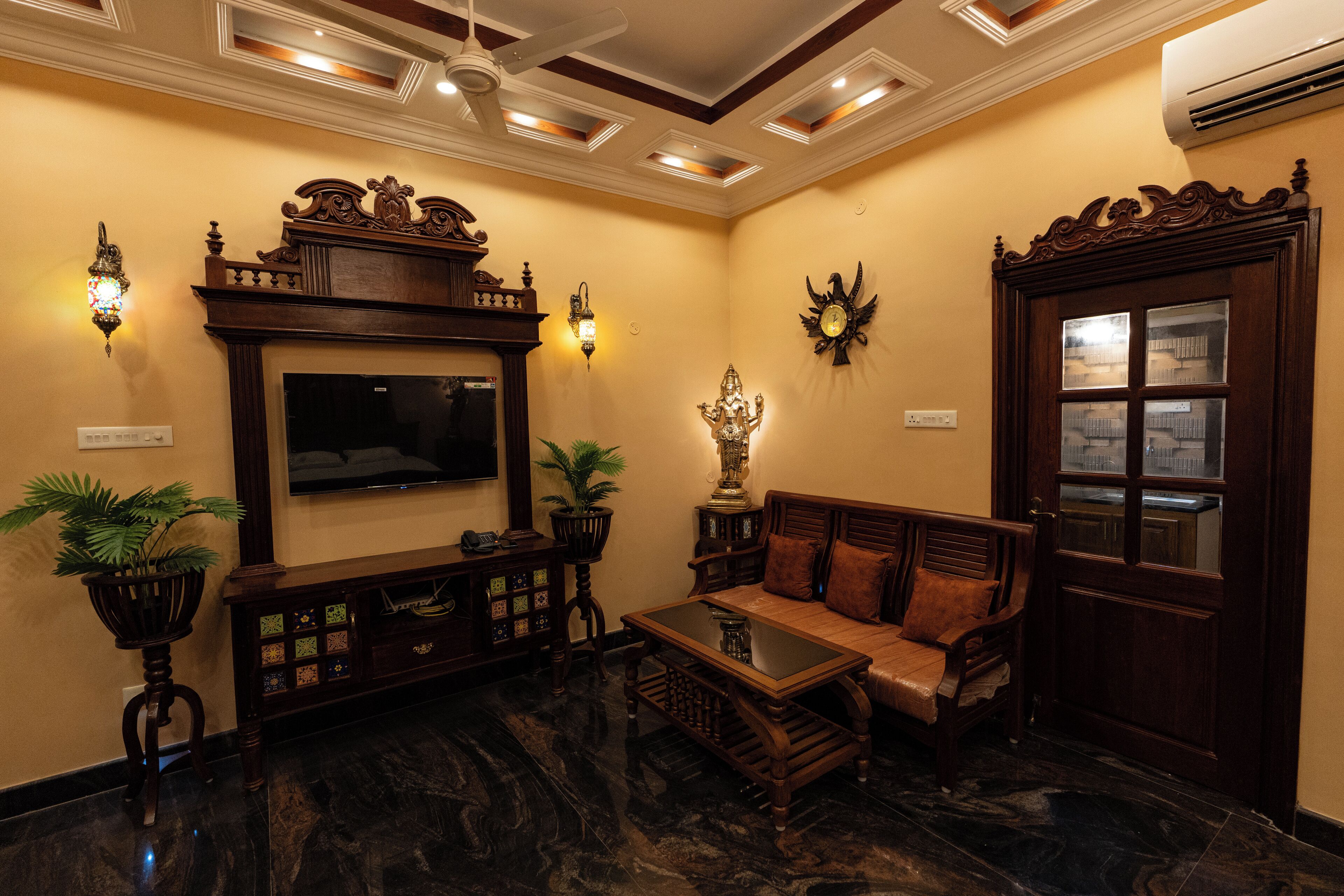 Suite familiar | Interior