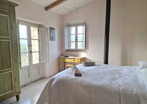 4 Schlafzimmer, Bügeleisen/Bügelbrett, Reisekinderbett, kostenloses WLAN