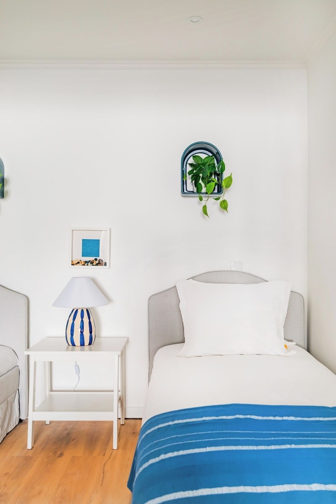 Bügeleisen/Bügelbrett, Reisekinderbett, WLAN, Bettwäsche