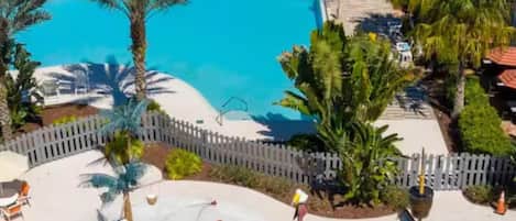 Outdoor pool, a heated pool
