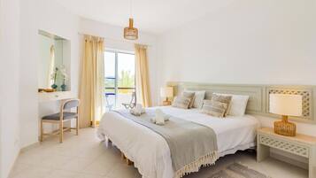 1 bedroom, internet, bed sheets
