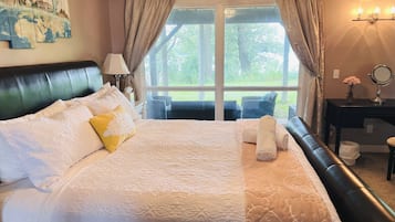 5 bedrooms, iron/ironing board, travel crib, WiFi (free)