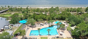 Coastal 3 BR Townhome overlooking St. Joe Bay - Golf Cart Included