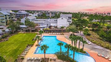 Outdoor pool, a heated pool