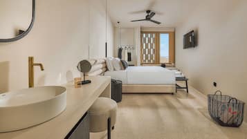 Maisonette with Private Pool | Premium bedding, memory foam beds, in-room safe, individually decorated