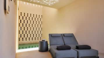 EOS Suite with Private Pool and Sea View | Blick vom Balkon