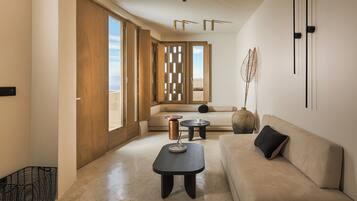 Master Suite with Private Pool | Ropa de cama de alta calidad y camas con efecto memoria