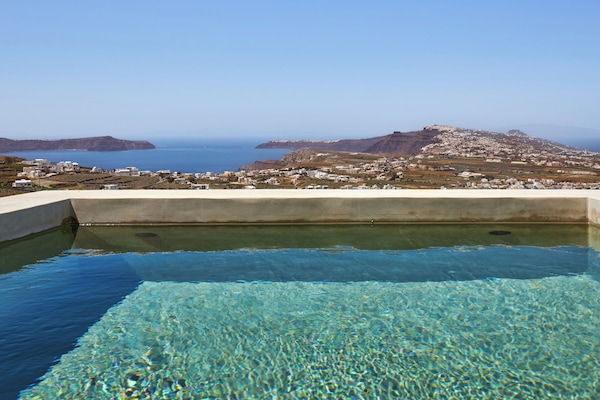 Premium Suite, Private Pool and Sea View | Beach/ocean view
