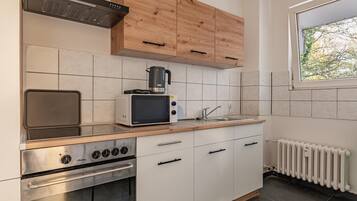 Microwave, stovetop, electric kettle, toaster