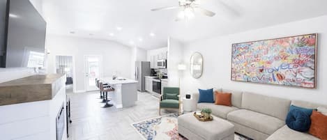 Smart-tv en een open haard