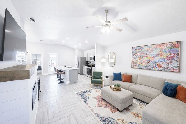 TV connectée, cheminée