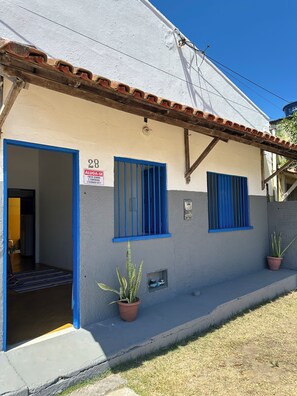 Exterior detail - Cozy little beach house, perfect for family and friends. (Alcobaça)