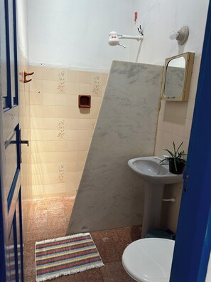 Shower, toilet paper