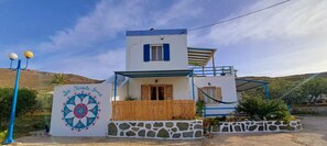 Exterior - Apartment 'Syros Mandala Studio-Zen' with Wi-Fi and Air Conditioning (Syros)