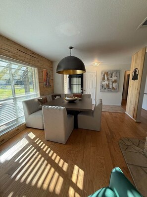 Dining - Pendelton Lodge | Country Gem & Huge Fire Pit (Conroe)